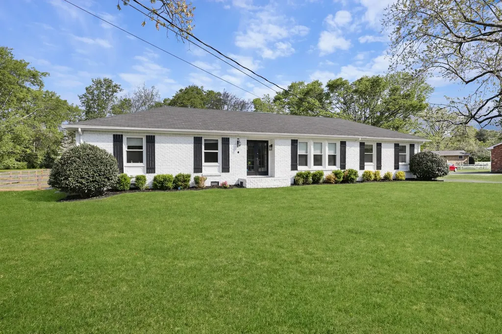 1136 Howell Drive Franklin TN 37069