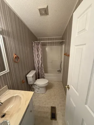 1791 W Valley Road Whitwell TN 37397