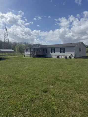 1791 W Valley Road Whitwell TN 37397