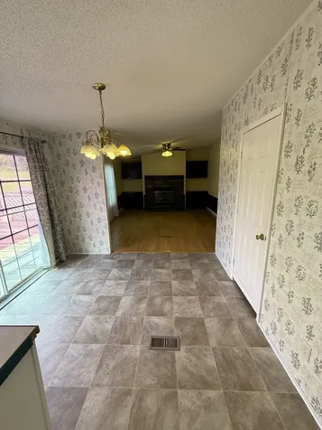 1791 W Valley Road Whitwell TN 37397