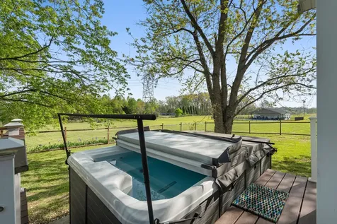 6930 Hall Road Greenbrier TN 37073