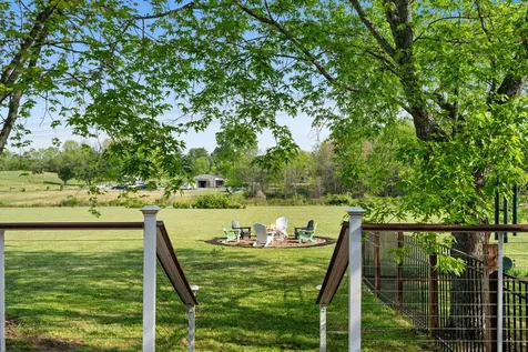 6930 Hall Road Greenbrier TN 37073