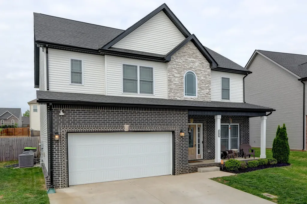 762 Buffalo Ford Drive Clarksville TN 37042