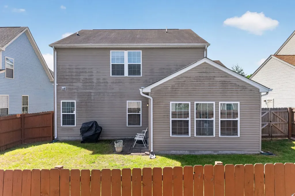 621 Betty Lou Drive Madison TN 37115