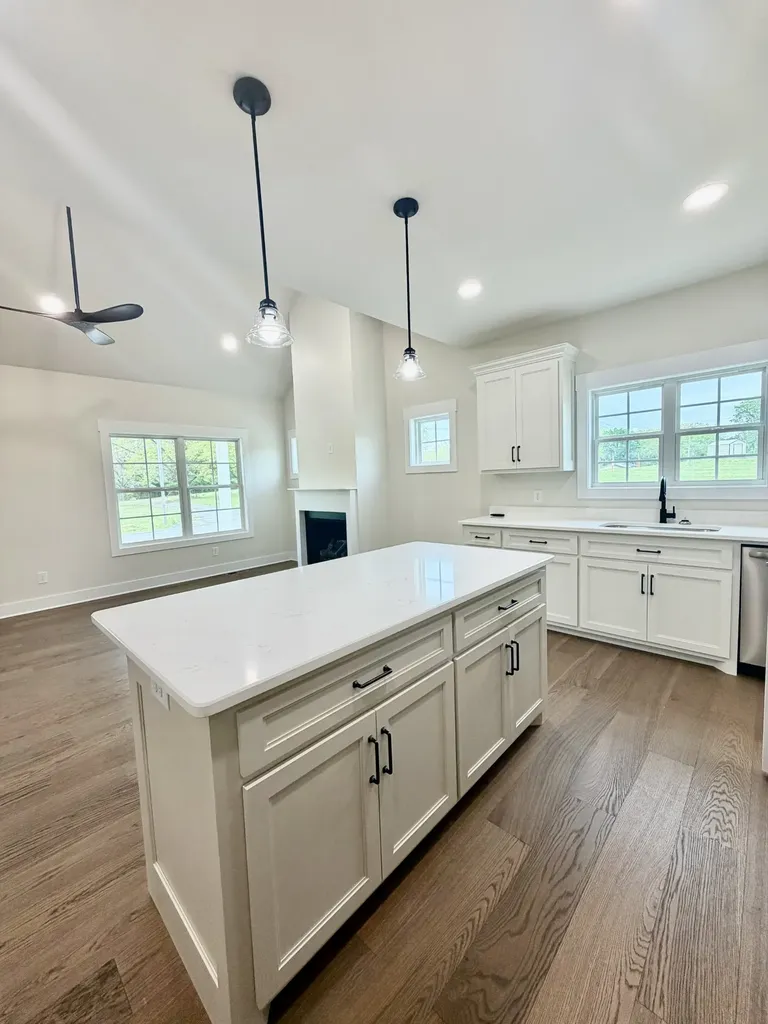 909 Hickory Street Lawrenceburg TN 38464