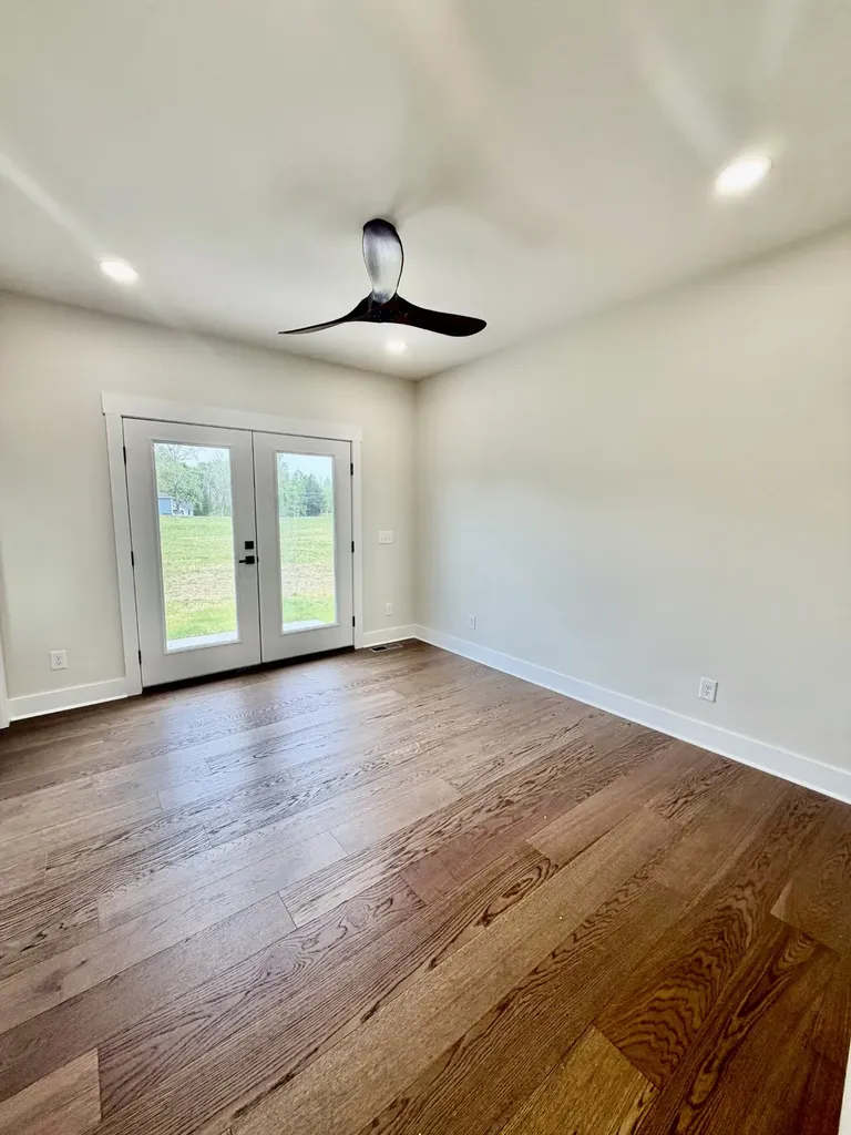 909 Hickory Street Lawrenceburg TN 38464
