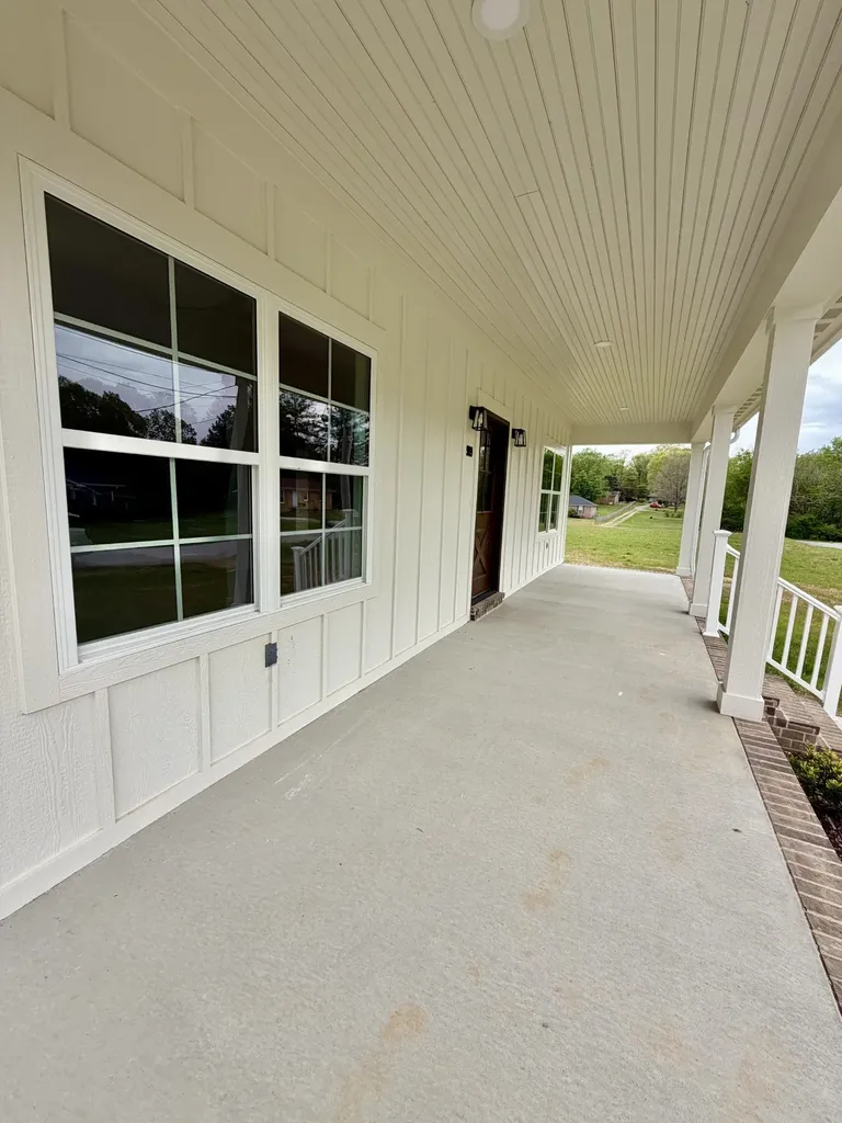 909 Hickory Street Lawrenceburg TN 38464