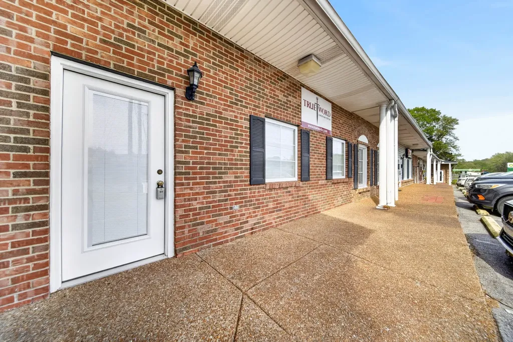 4979A Lebanon Pike Old Hickory TN 37138