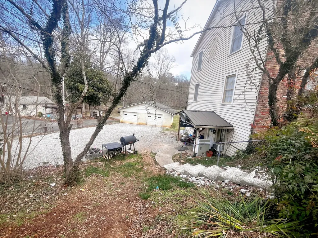 212 Westwood Drive Mcminnville TN 37110