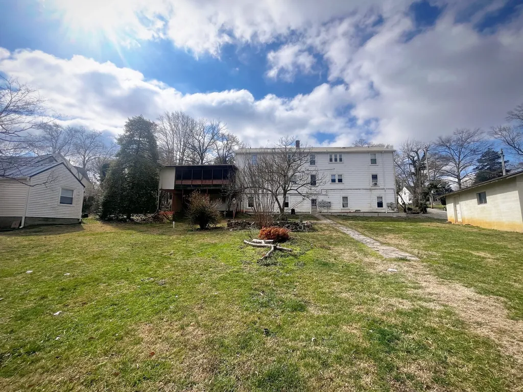 212 Westwood Drive Mcminnville TN 37110