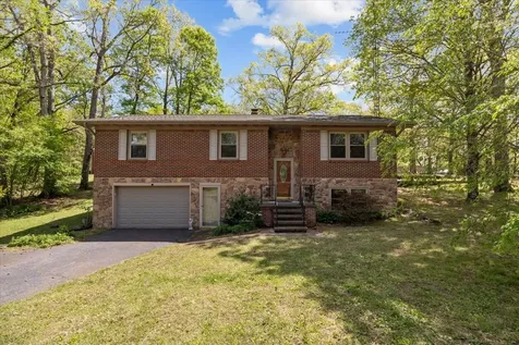 48 Hill Road Big Sandy TN 38221