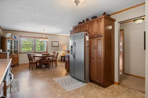 48 Hill Road Big Sandy TN 38221