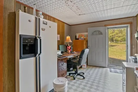 48 Hill Road Big Sandy TN 38221
