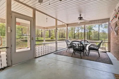 48 Hill Road Big Sandy TN 38221