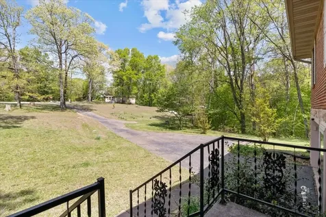 48 Hill Road Big Sandy TN 38221