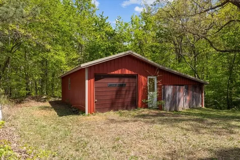 48 Hill Road Big Sandy TN 38221