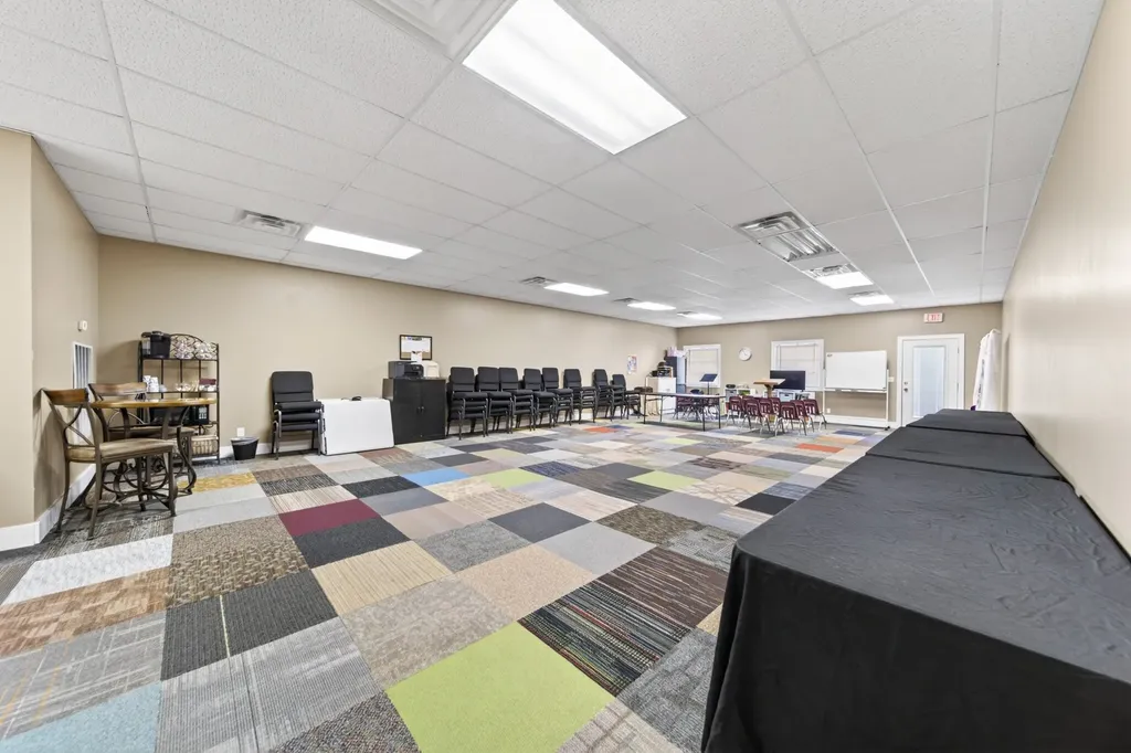 4979 Lebanon Pike Old Hickory TN 37138