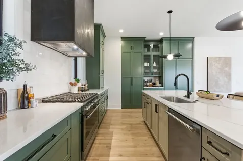1523 Graybar Lane Nashville TN 37215