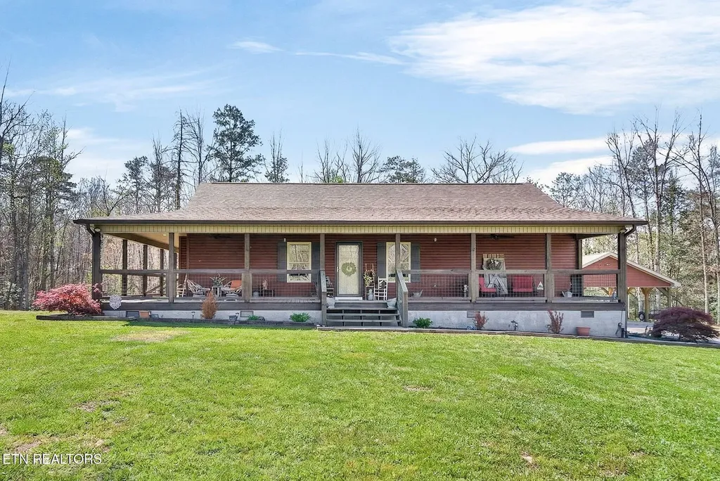 247 Hayden Lane Grimsley TN 38565