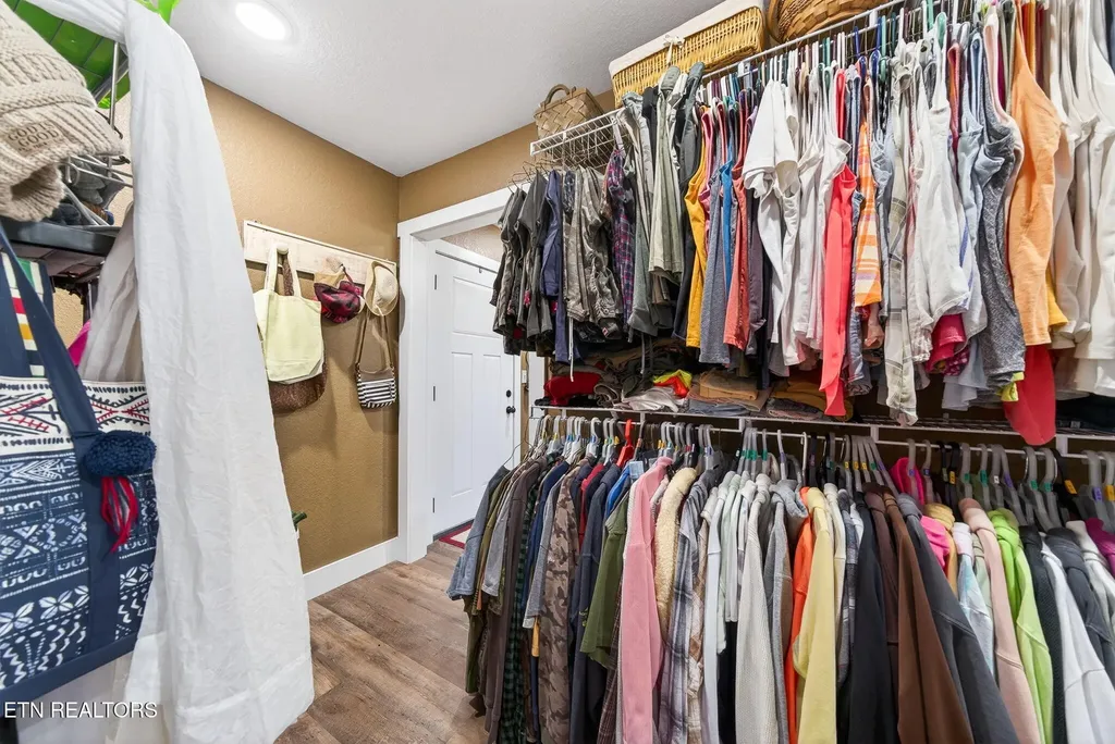 247 Hayden Lane Grimsley TN 38565