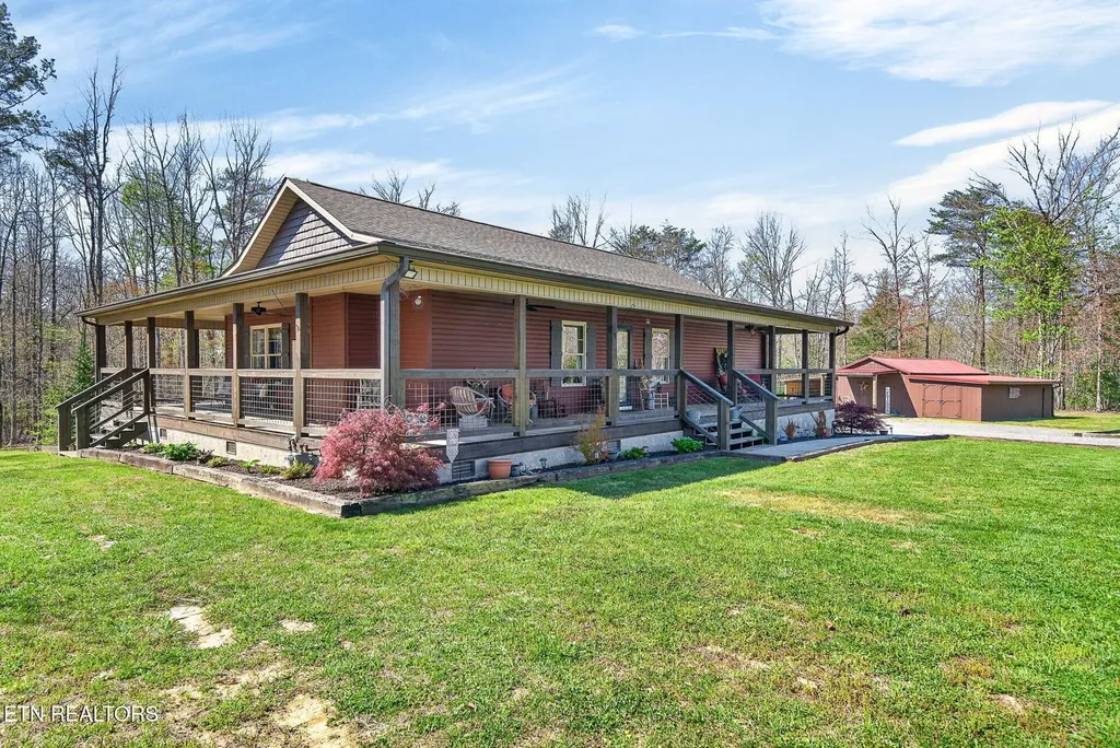 247 Hayden Lane Grimsley TN 38565