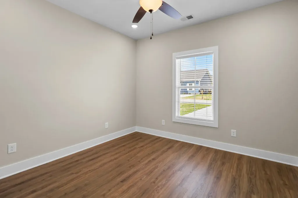 1003 Oak Street Portland TN 37148