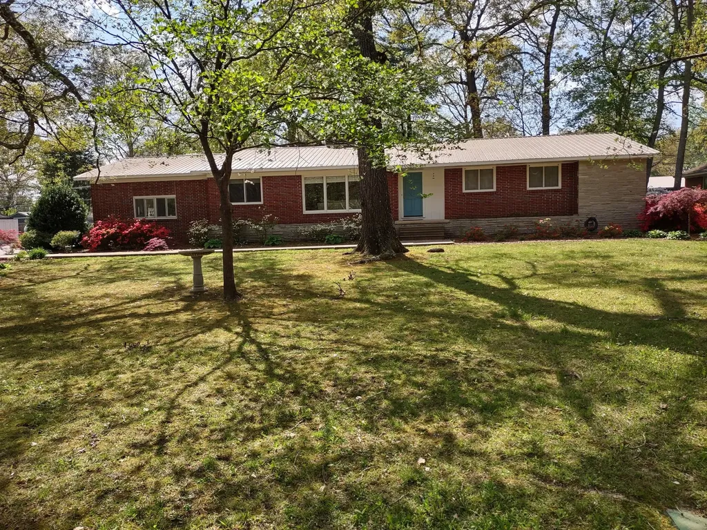 105 Westwood Drive Tullahoma TN 37388