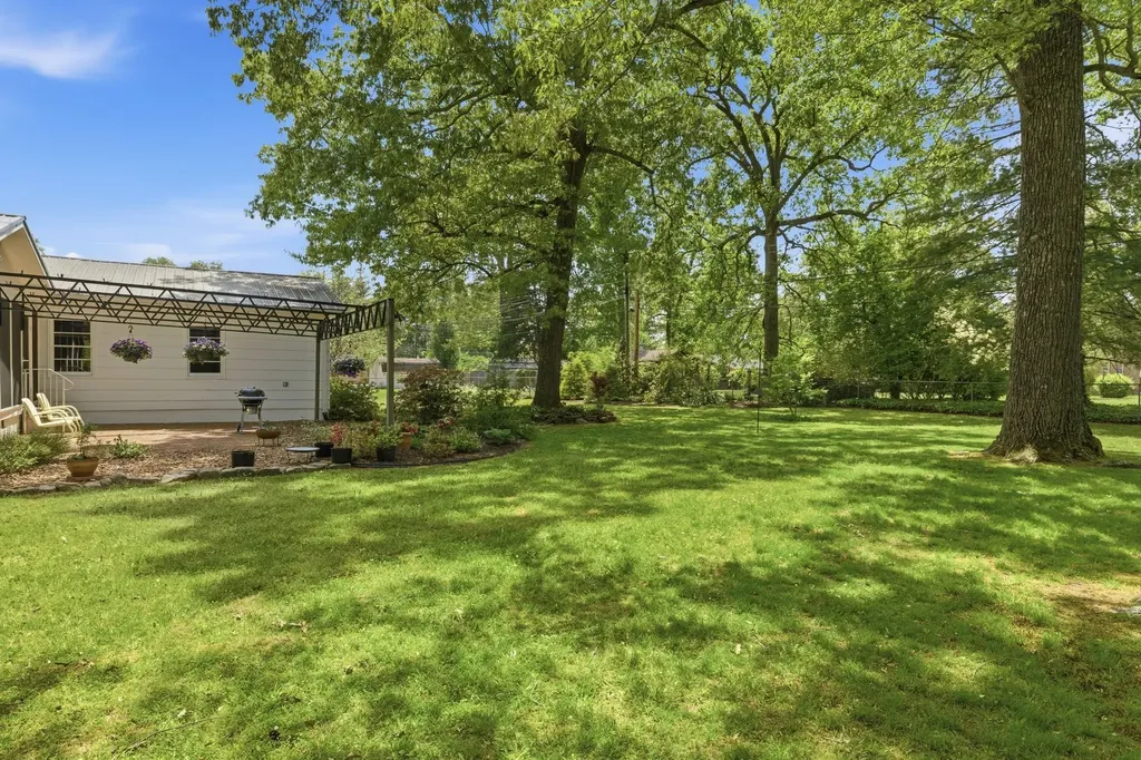 105 Westwood Drive Tullahoma TN 37388