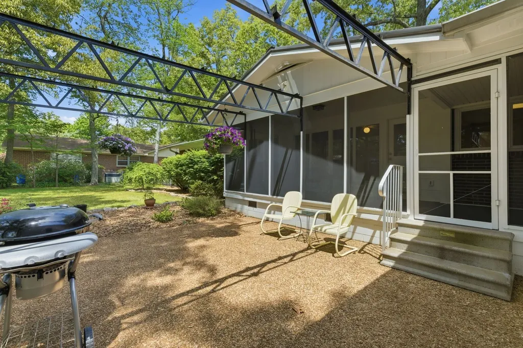 105 Westwood Drive Tullahoma TN 37388