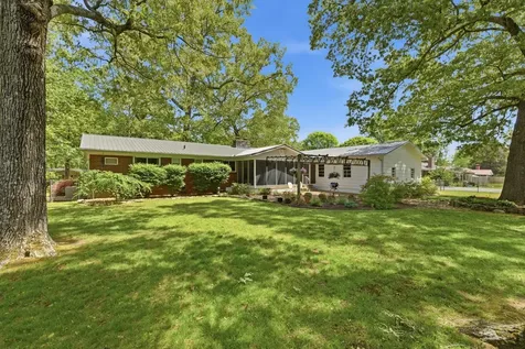 105 Westwood Drive Tullahoma TN 37388