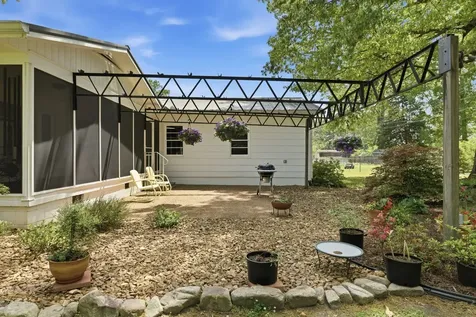 105 Westwood Drive Tullahoma TN 37388