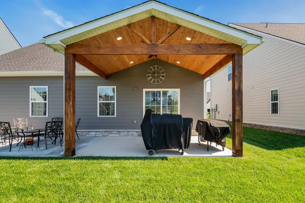 6542 Outlook Drive Murfreesboro TN 37128