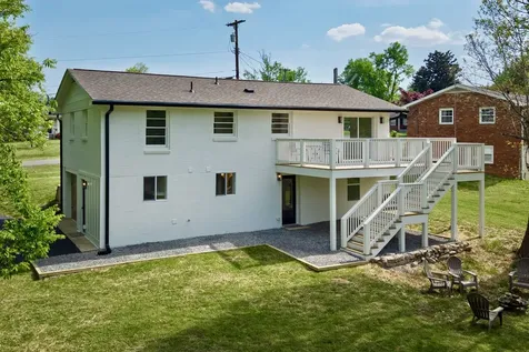 103 Peninsula Park Drive Hendersonville TN 37075