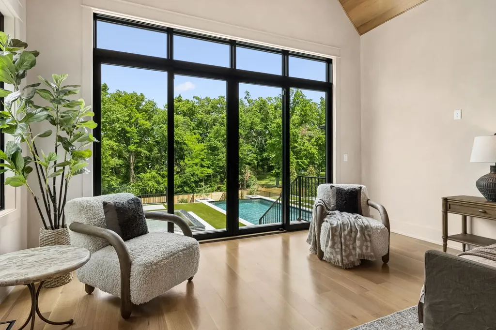 840 Brentview Drive Nashville TN 37220