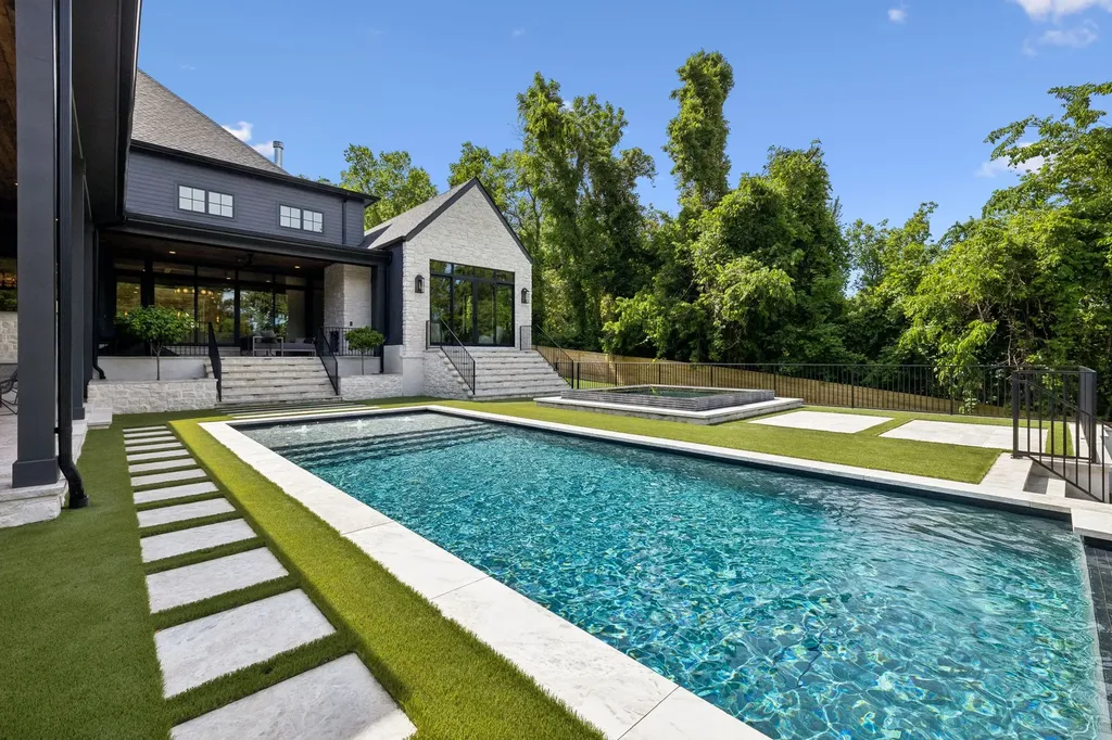 840 Brentview Drive Nashville TN 37220