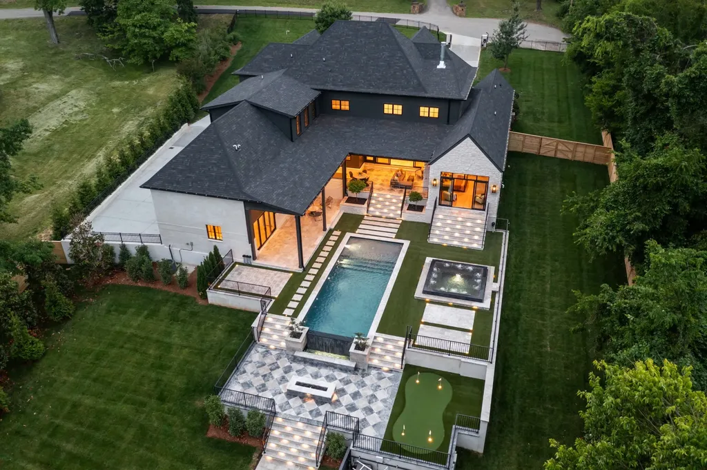 840 Brentview Drive Nashville TN 37220