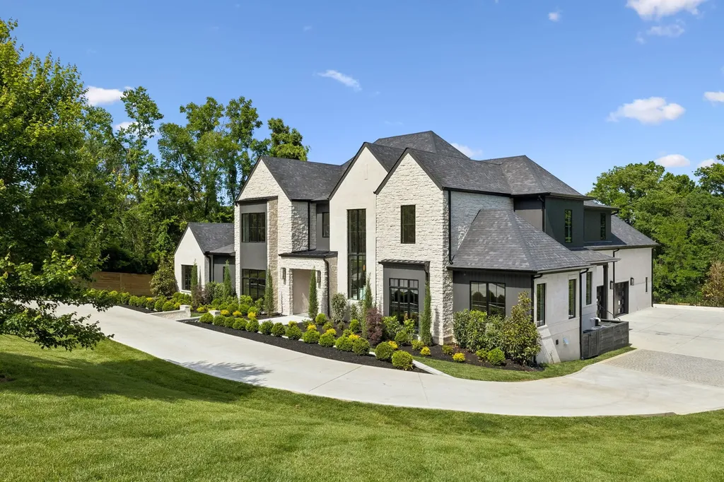 840 Brentview Drive Nashville TN 37220