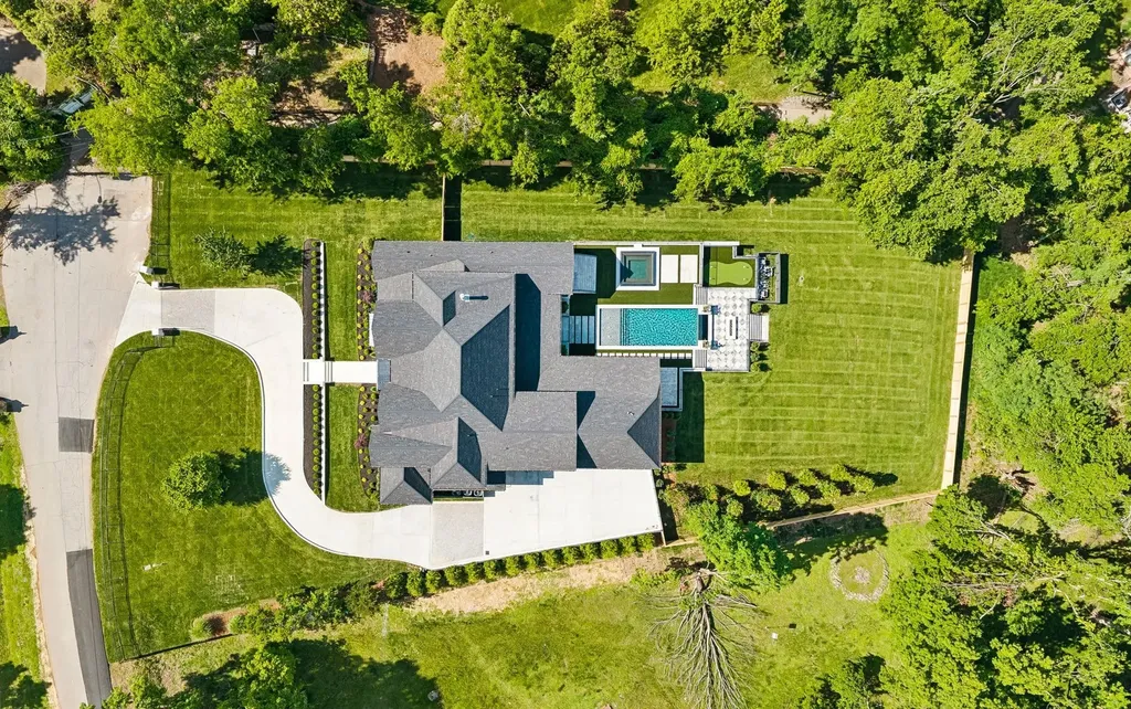 840 Brentview Drive Nashville TN 37220