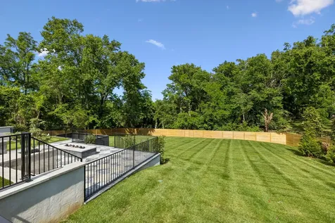 840 Brentview Drive Nashville TN 37220