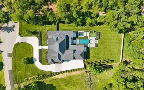 840 Brentview Drive Nashville TN 37220