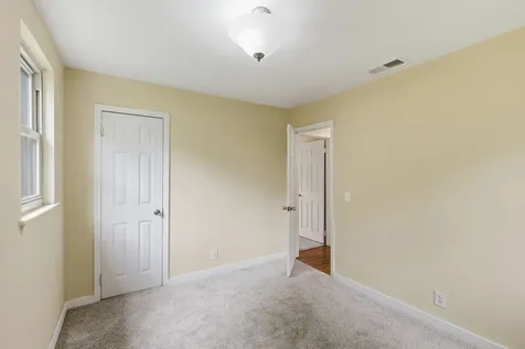 113 Mae Circle Dickson TN 37055