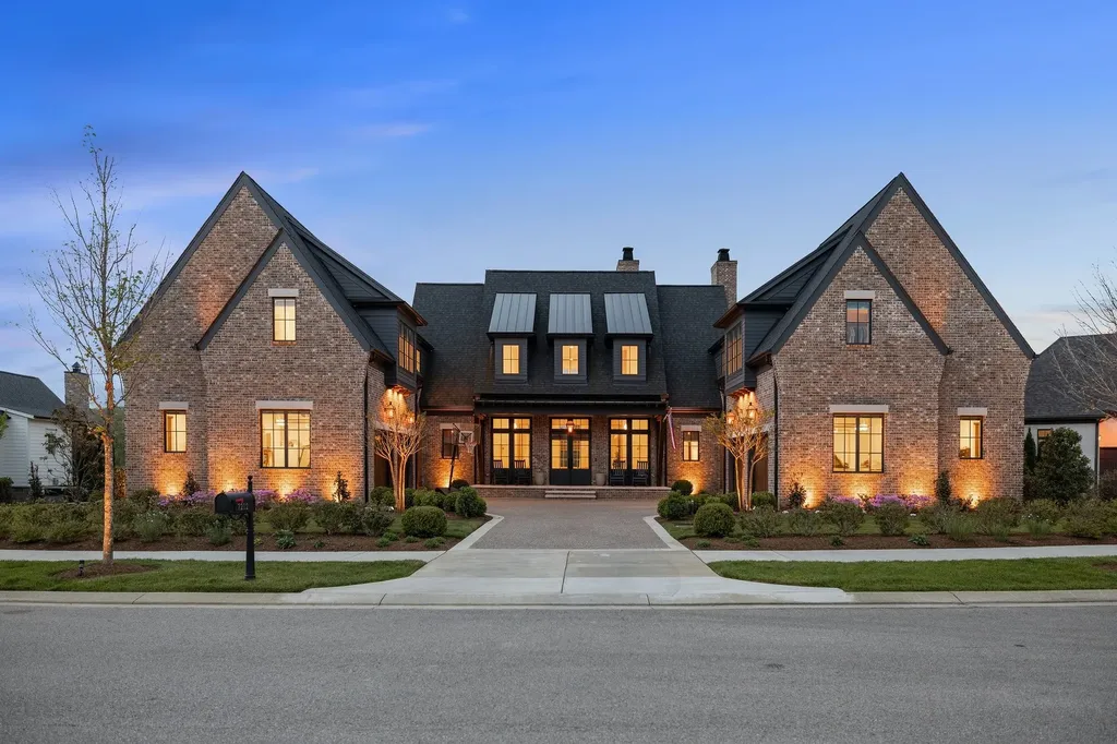 7212 Shagbark Lane College Grove TN 37046