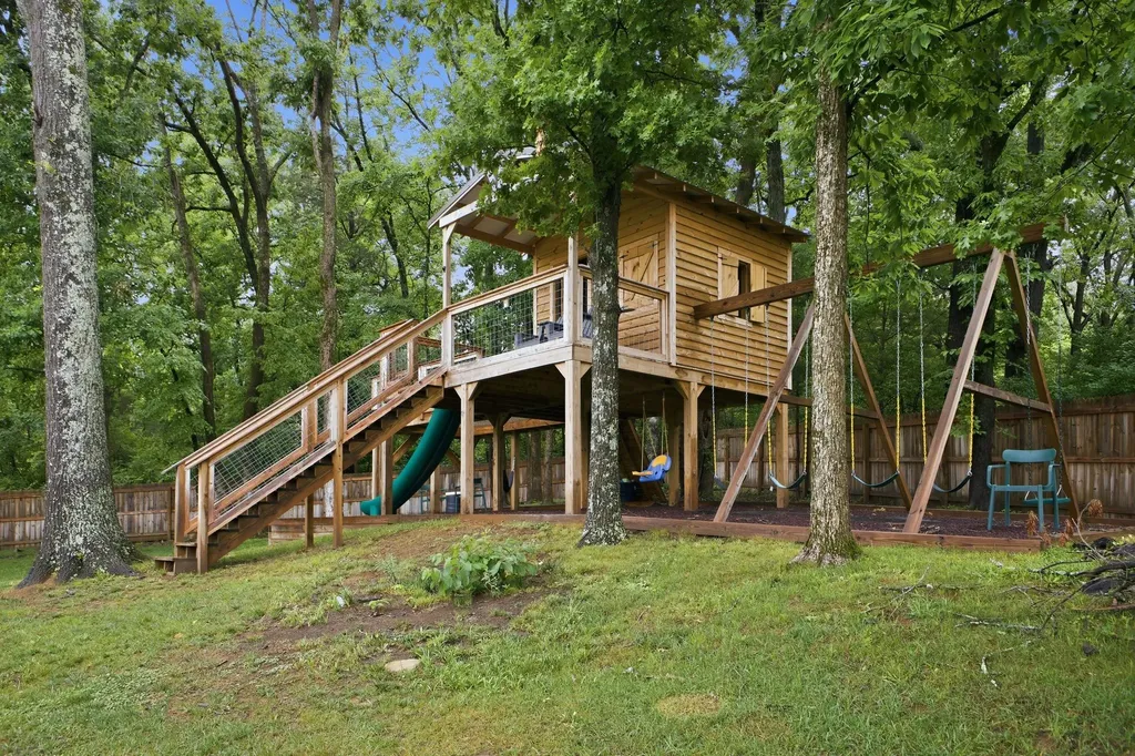 9028 Forest Lawn Drive Brentwood TN 37027