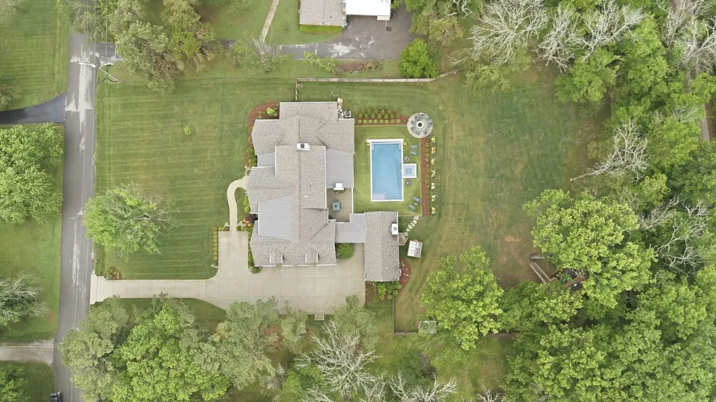 9028 Forest Lawn Drive Brentwood TN 37027