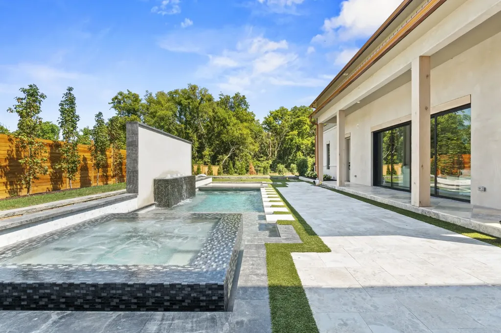 860 Brook Hollow Road Nashville TN 37205