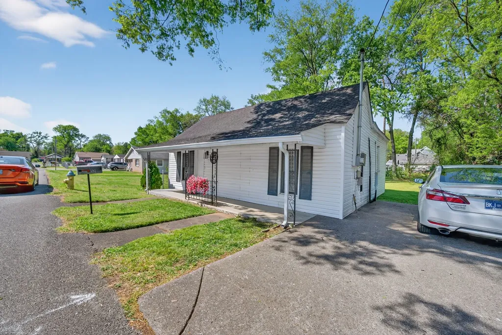 521 Reid Avenue Murfreesboro TN 37130