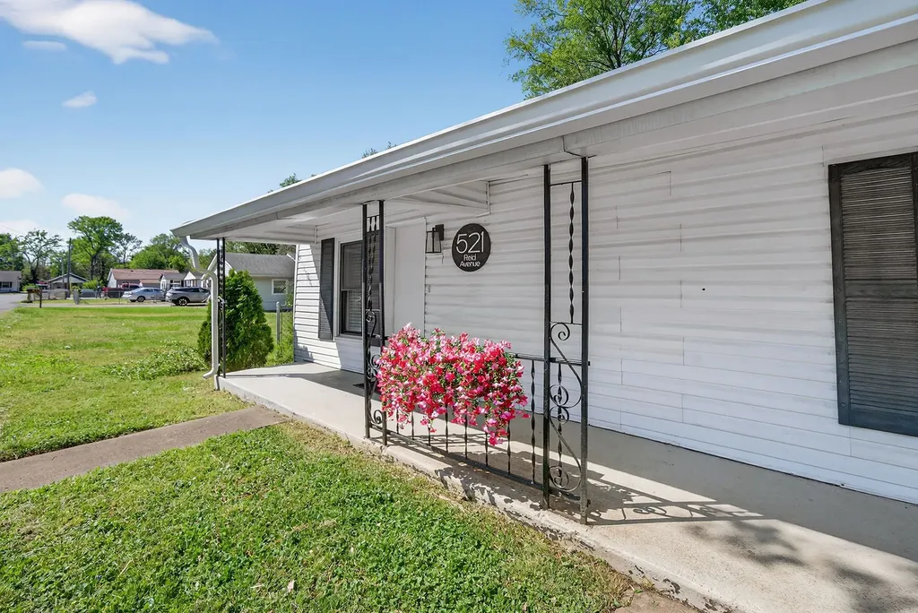 521 Reid Avenue Murfreesboro TN 37130
