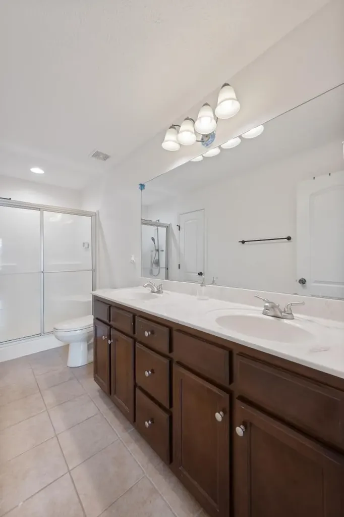 16 Andy Circle Lebanon TN 37087
