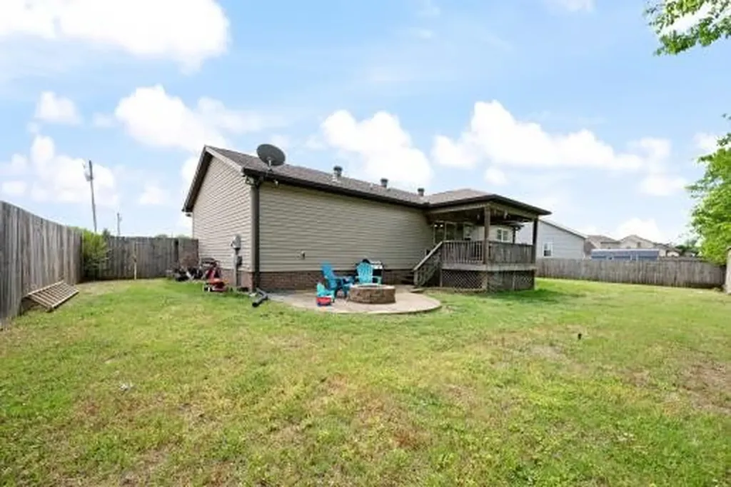16 Andy Circle Lebanon TN 37087