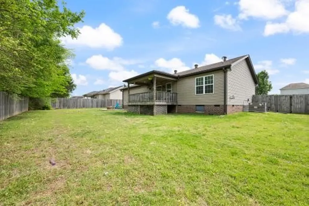 16 Andy Circle Lebanon TN 37087